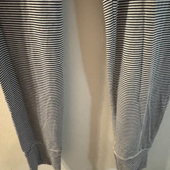 L.L.Bean striped lounge/thermal pants 🤍 XL. - Picture 3 of 7